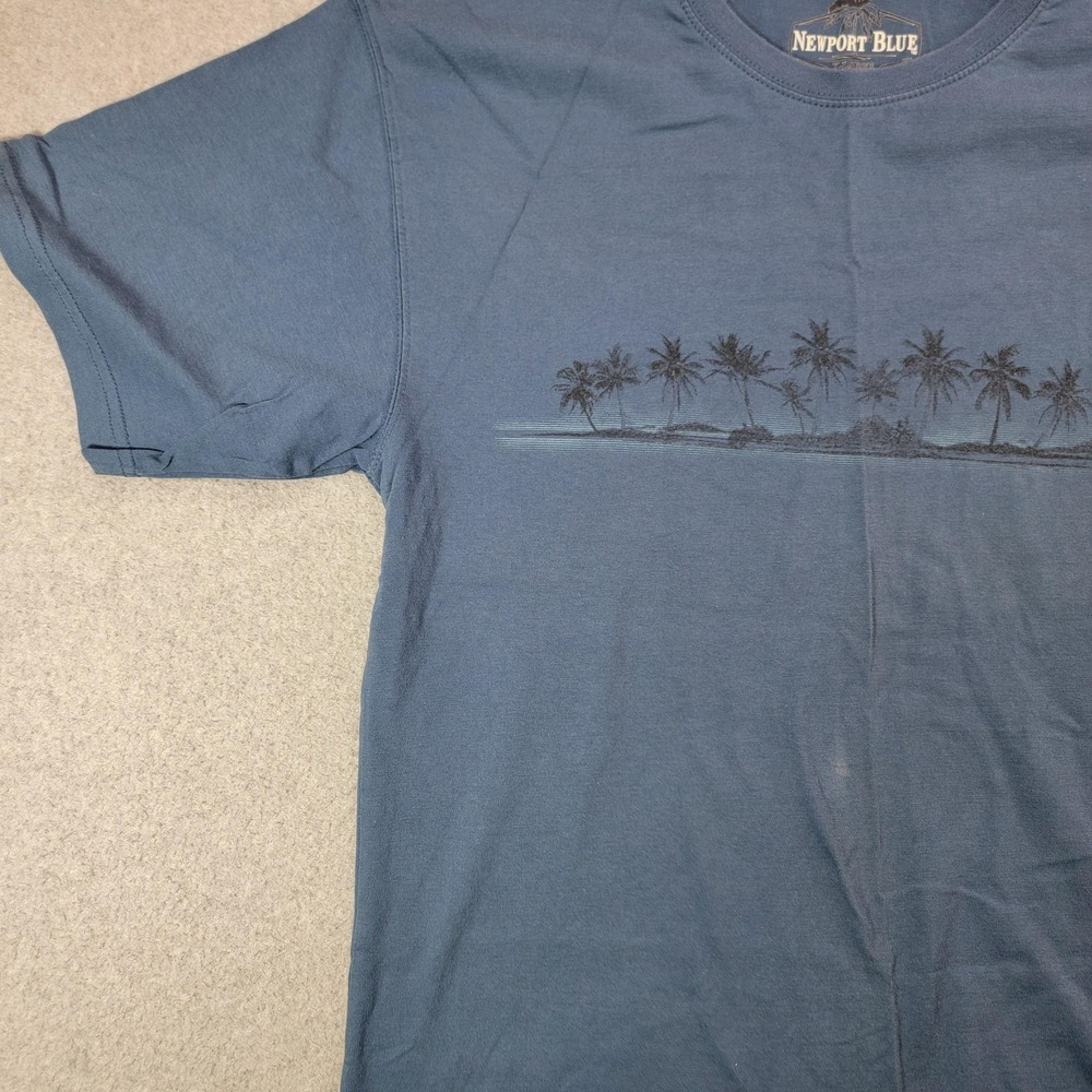 Newport Blue Shirt Mens XL Blue Palm Trees Beach Graphic T-Shirt Tee Casual - Picture 4 of 9
